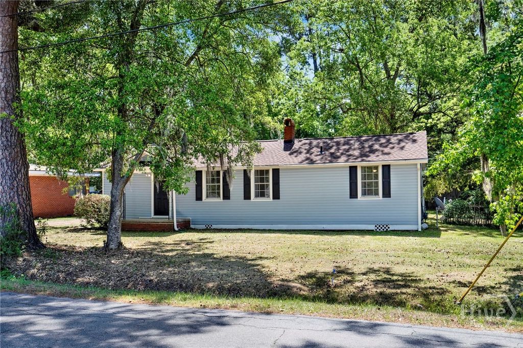 Photo of 17 Russell Avenue, Savannah, GA 31408 (MLS # SA354050)