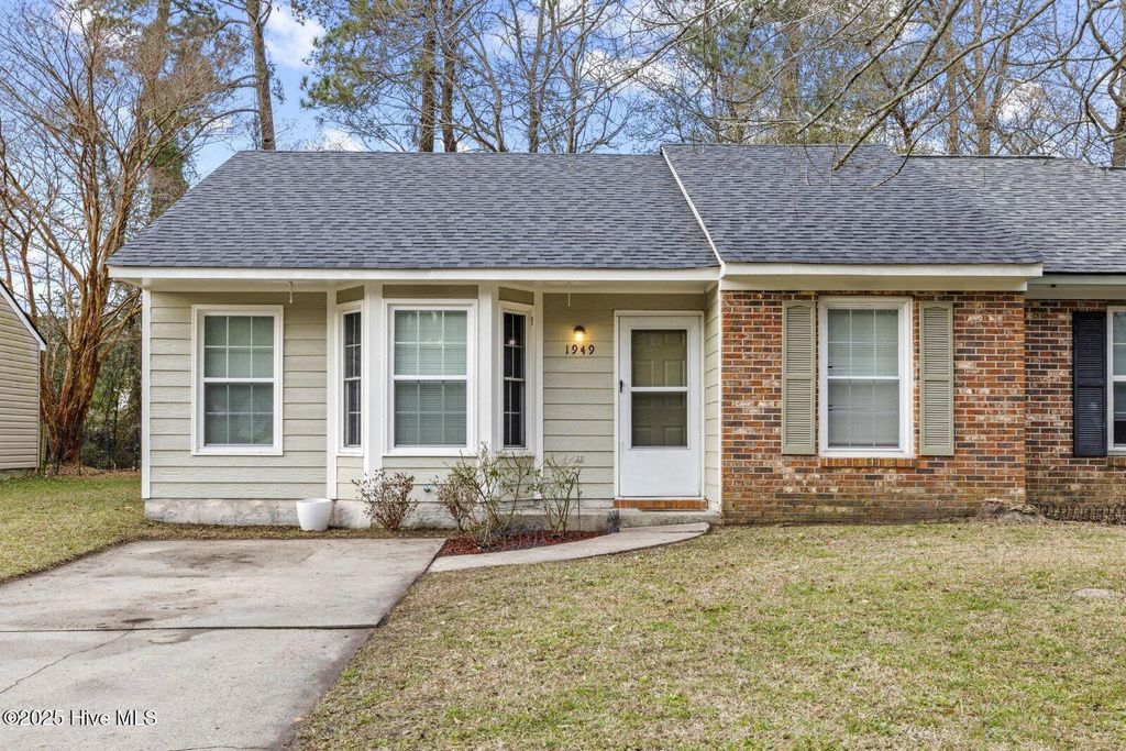 Photo of 1949 Rolling Ridge Drive, Midway Park, NC 28544 (MLS # 100545813)