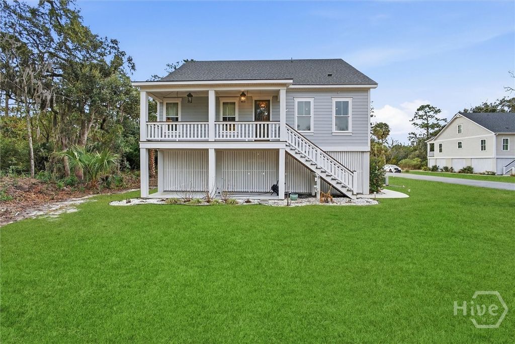 Photo of 122 North Street, Savannah, GA 31410 (MLS # SA349532)