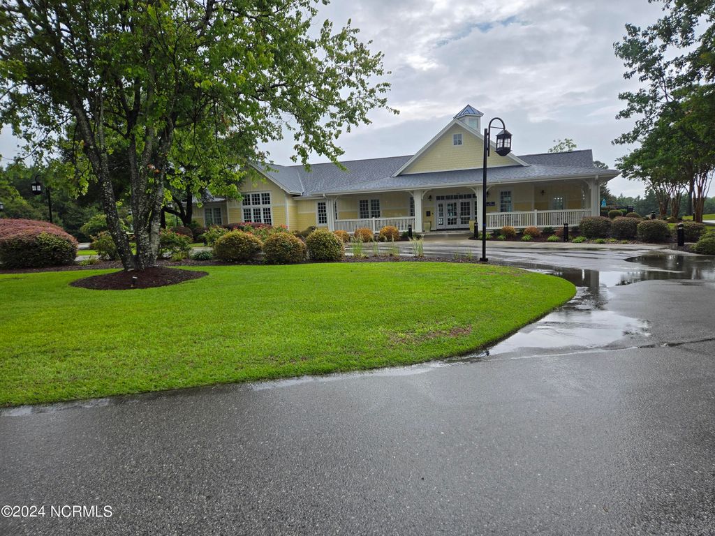 Photo of 309 Seafarer Street, Newport, NC 28570 (MLS # 100457910)