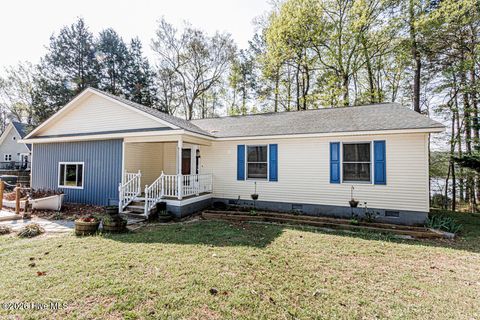 Homes For Sale - 4796 River Farm Road<br/> Rocky Mount, NC 27803