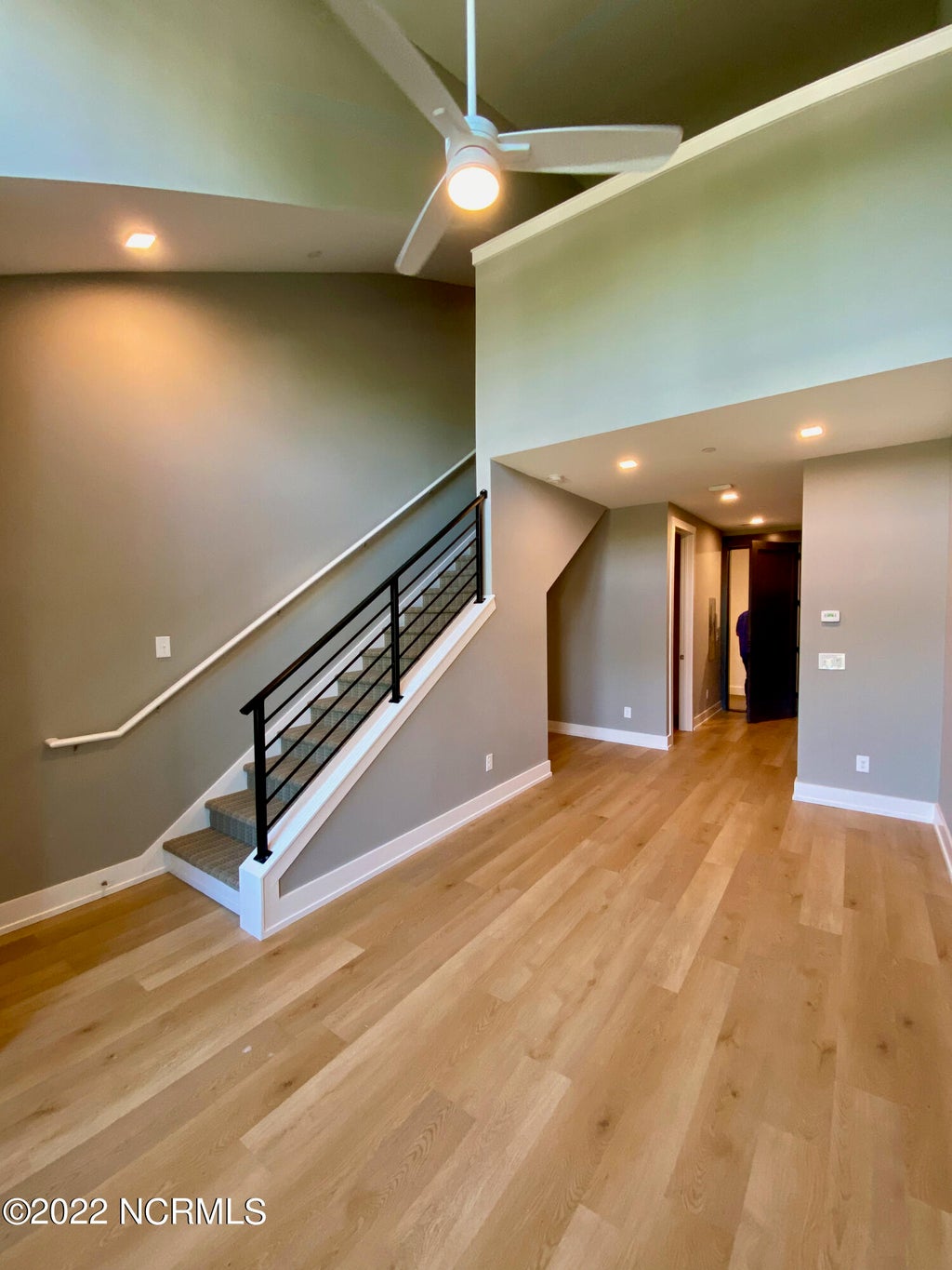 Photo of 1704 Church Street #304, Wilmington, NC 28403 (MLS # 100590894)