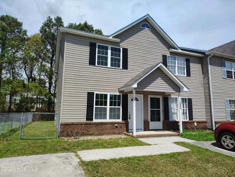 Townhouse For Rent - 995 W Pueblo Drive<br/> Onslow County, Jacksonville, NC 28546