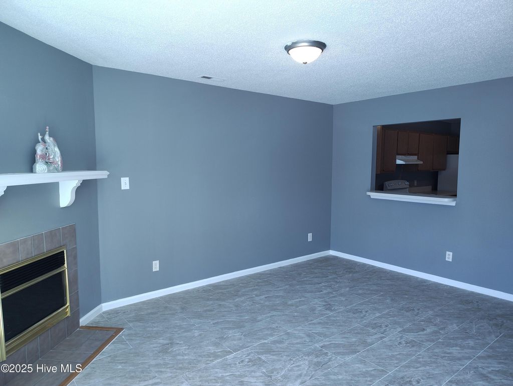 Photo of 995 W Pueblo Drive, Jacksonville, NC 28546 (MLS # 100571821)