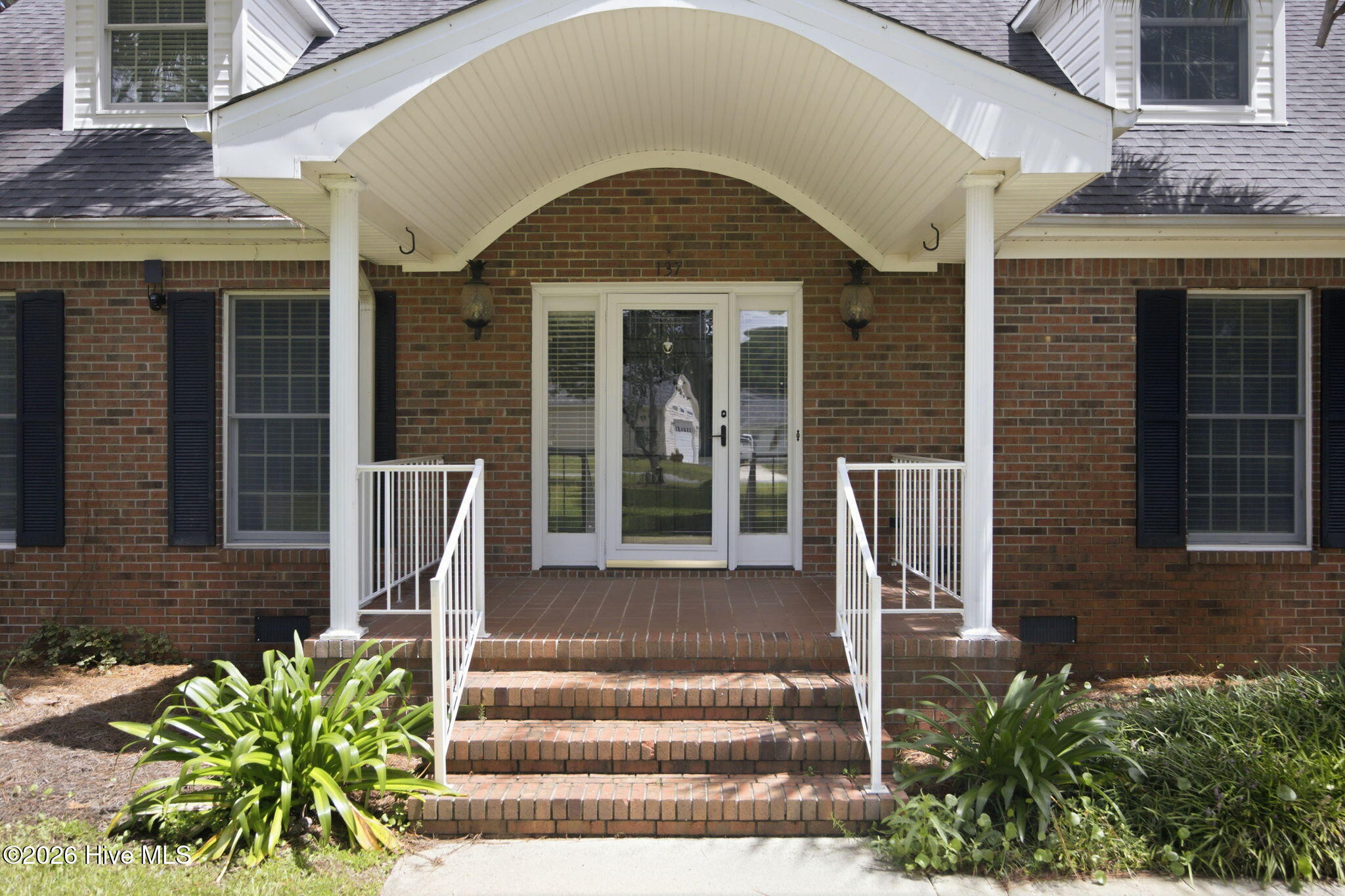 137 River Oaks Drive