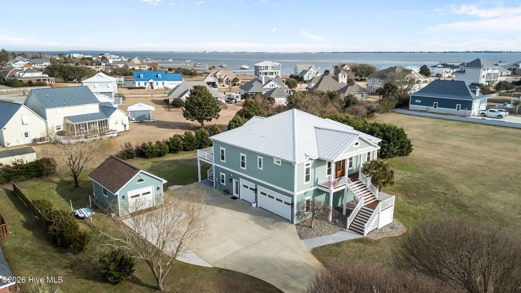 Photo of 309 Island View Drive, Newport, NC 28570 (MLS # 100557873)