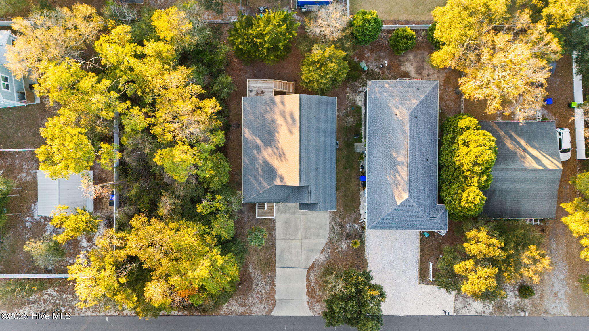 Oak Island, North Carolina 28465, United States, 3 Bedrooms Bedrooms, ,2 BathroomsBathrooms,Residential,Pending,256110