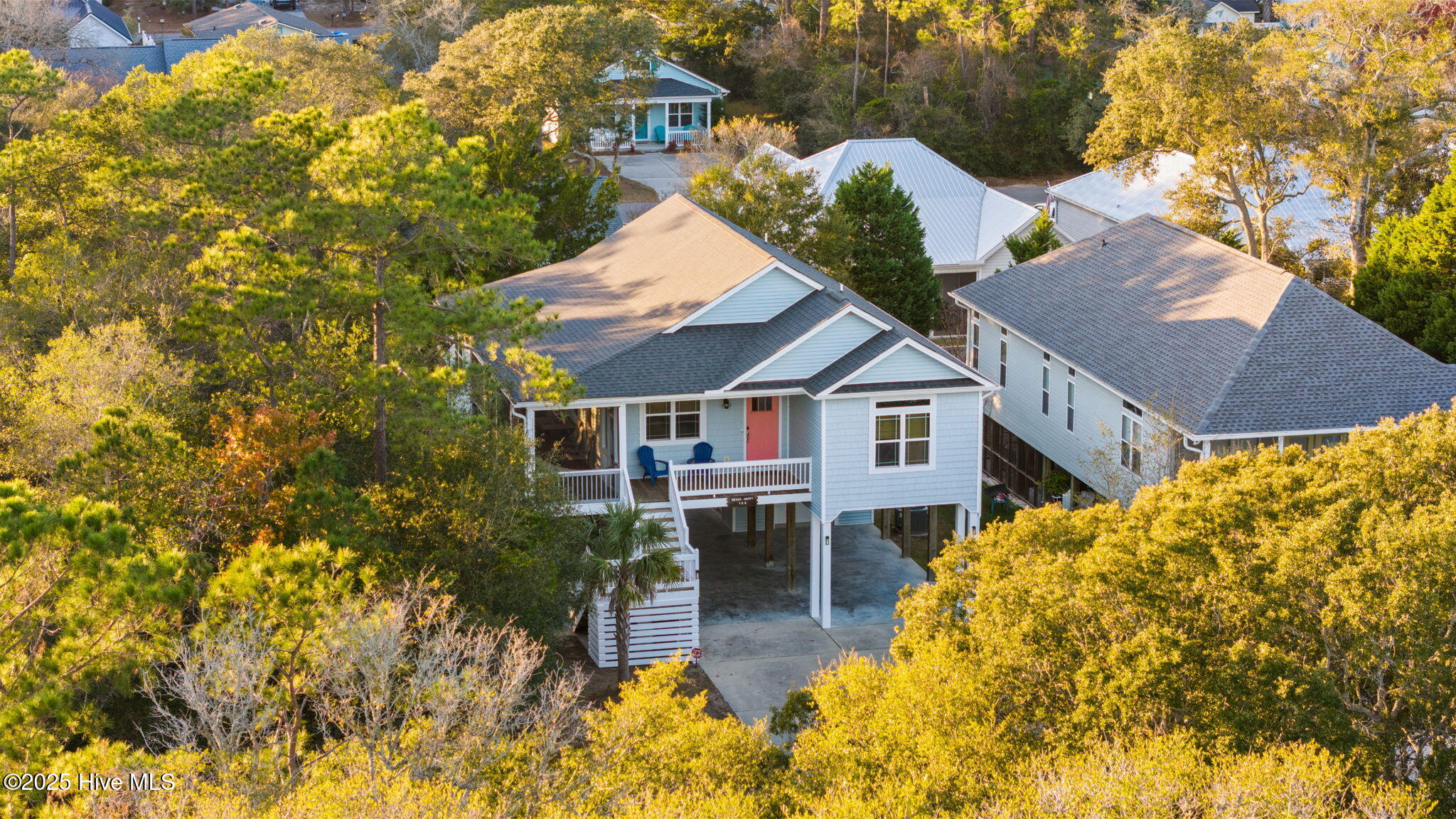 Oak Island, North Carolina 28465, United States, 3 Bedrooms Bedrooms, ,2 BathroomsBathrooms,Residential,Pending,256110