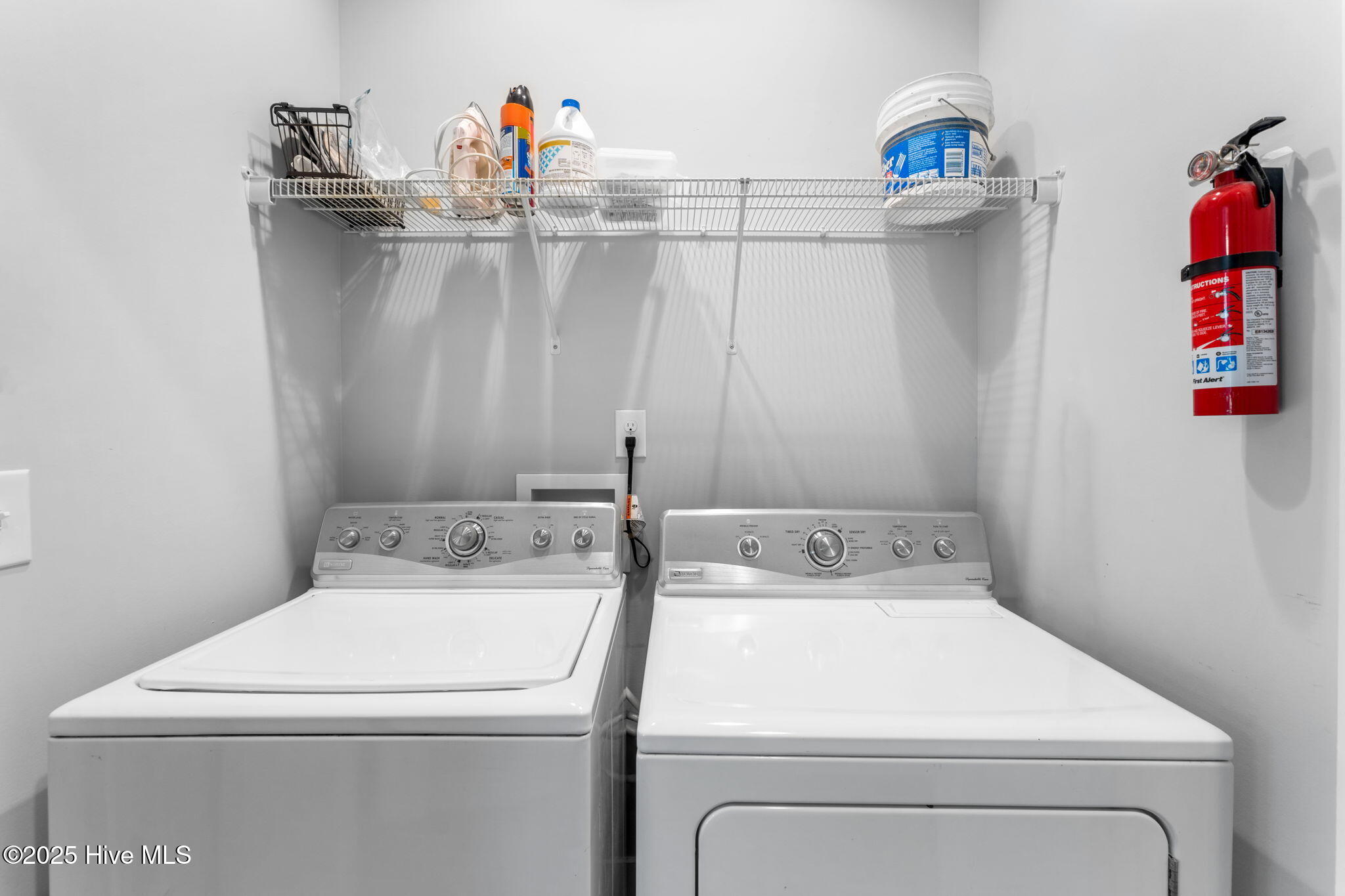 Oak Island, North Carolina 28465, United States, 3 Bedrooms Bedrooms, ,2 BathroomsBathrooms,Residential,Pending,256110