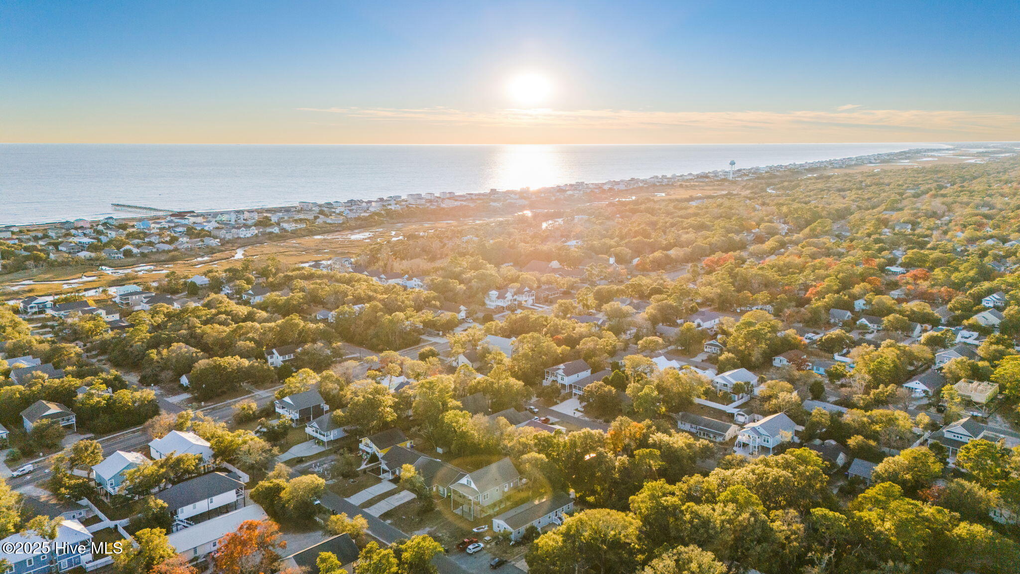 Oak Island, North Carolina 28465, United States, 3 Bedrooms Bedrooms, ,2 BathroomsBathrooms,Residential,Pending,256110