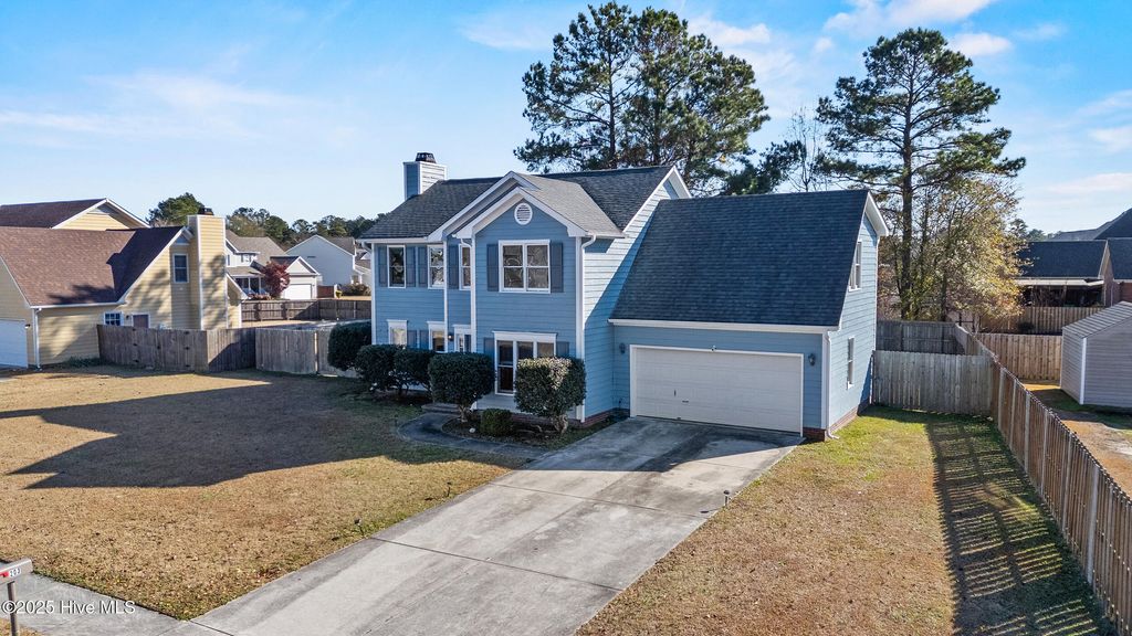 Photo of 203 Plantation Boulevard, Jacksonville, NC 28540 (MLS # 100545439)