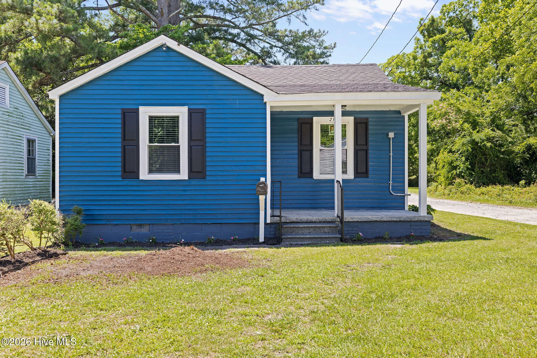 212 Clay Street