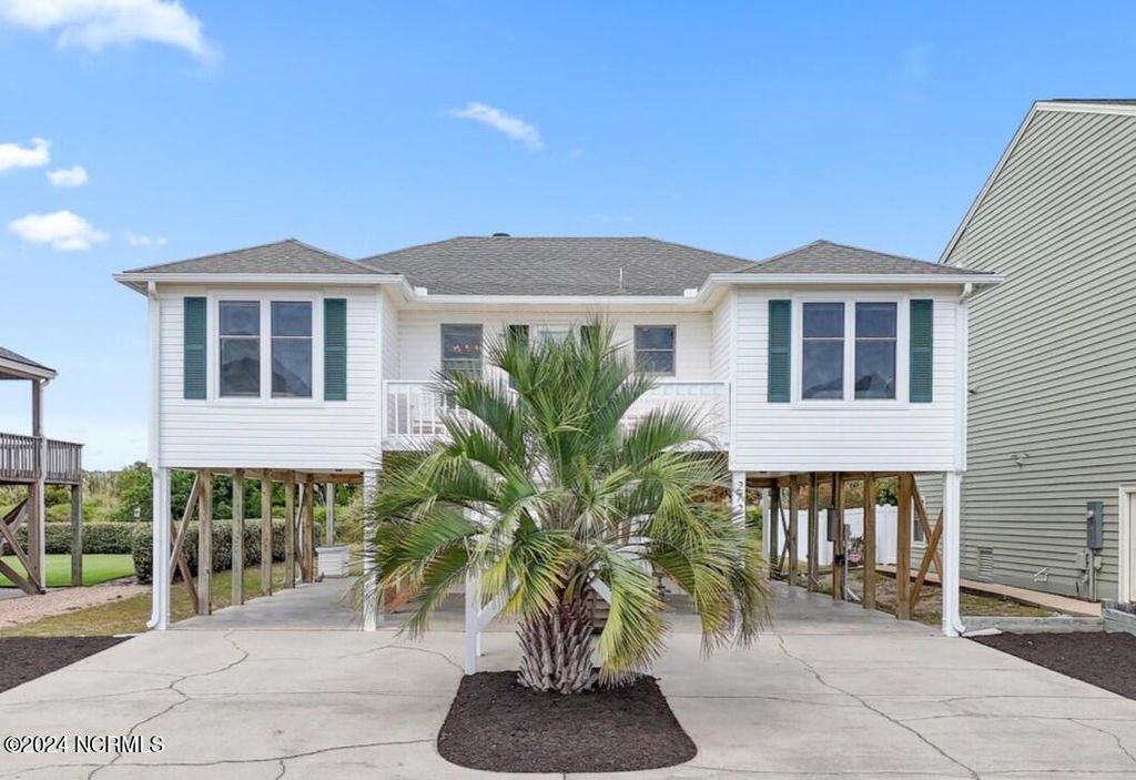 Photo of 272 Brunswick Avenue W, Holden Beach, NC 28462 (MLS # 100571185)