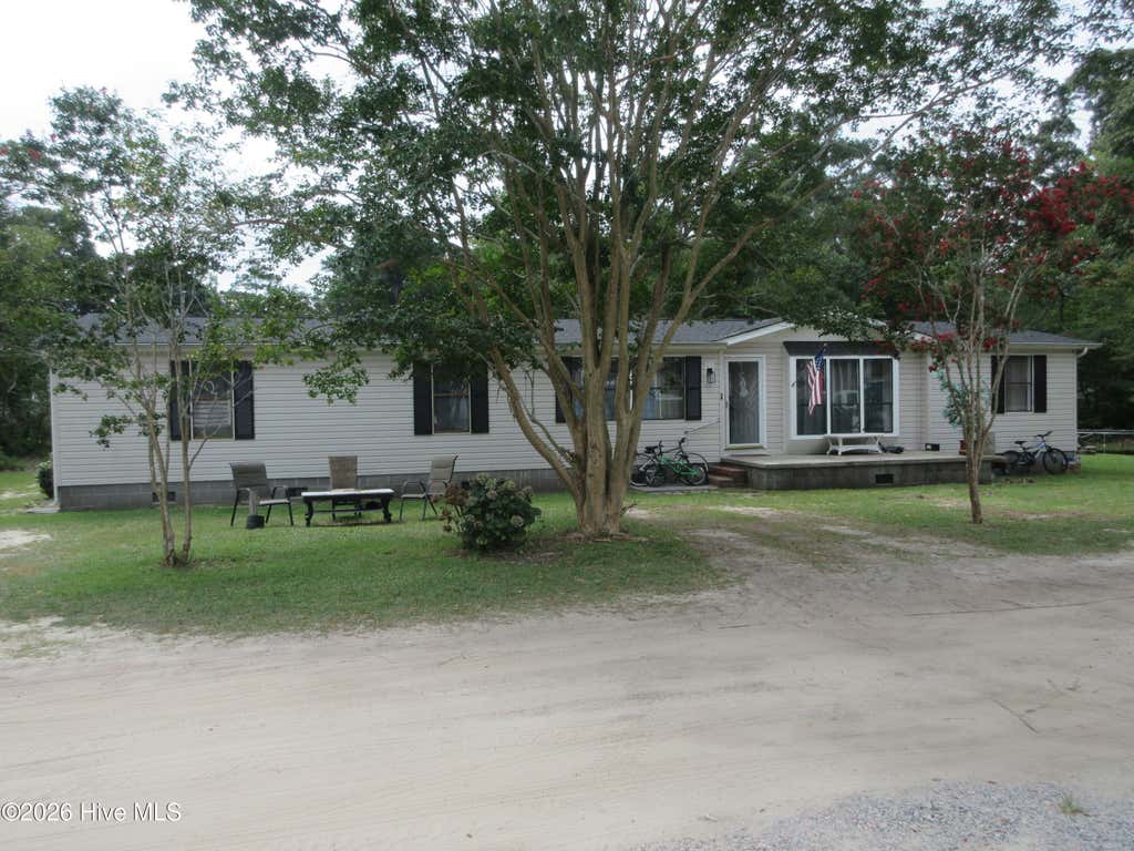Photo of 113 Briggs Street, Jarvisburg, NC 27947 (MLS # 100598272)