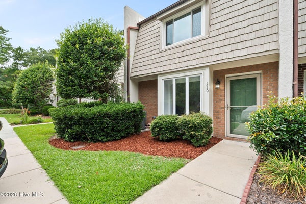 210 COBBLESTONE DR, WILMINGTON, NC 28405 - Image 8d4cc1d400ce2921246f3100a5926407/348915744