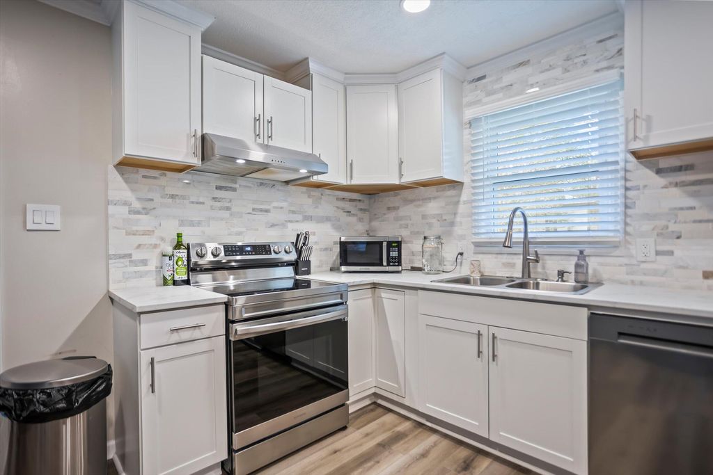 Photo of 3825 Us Highway 25, Hephzibah, GA 30815 (MLS # 553140)