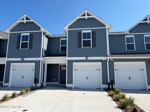 Townhouse For Sale - 43 W Pioneer Way #112<br/> Pender County, Hampstead, NC 28443