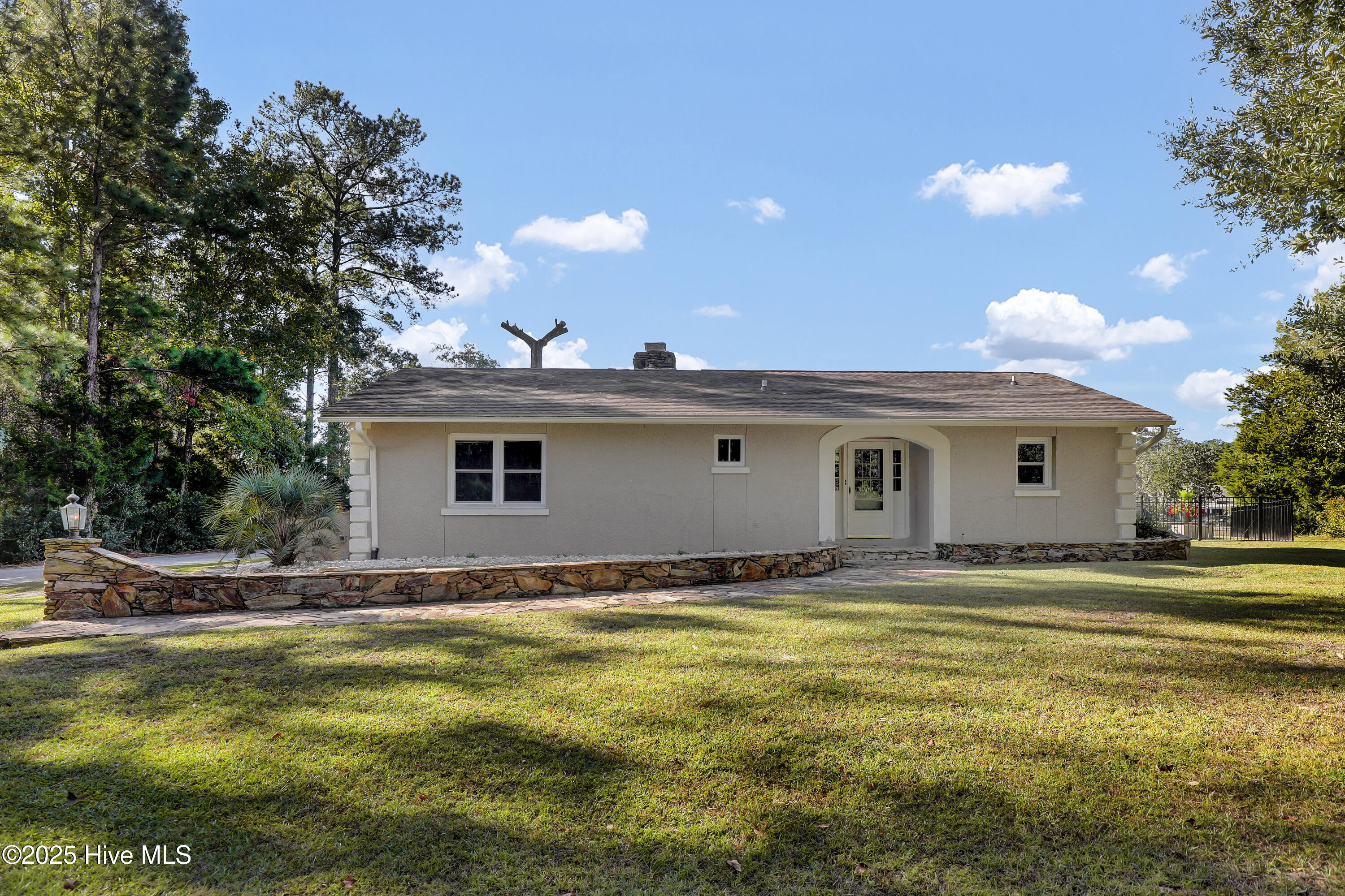 102 Osprey Nest Lane