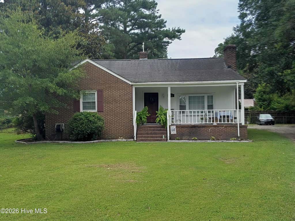 Photo of 1502 N Hills Court, New Bern, NC 28562 (MLS # 100589166)