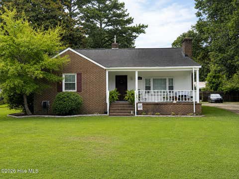 Homes For Sale - 1502 N Hills Court<br/> Craven County, New Bern, NC 28562