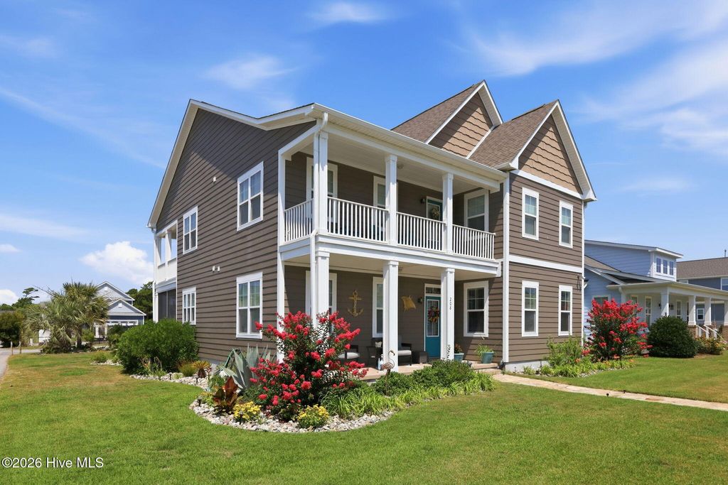 Photo of 208 Bogue Harbor Court, Newport, NC 28570 (MLS # 100586570)