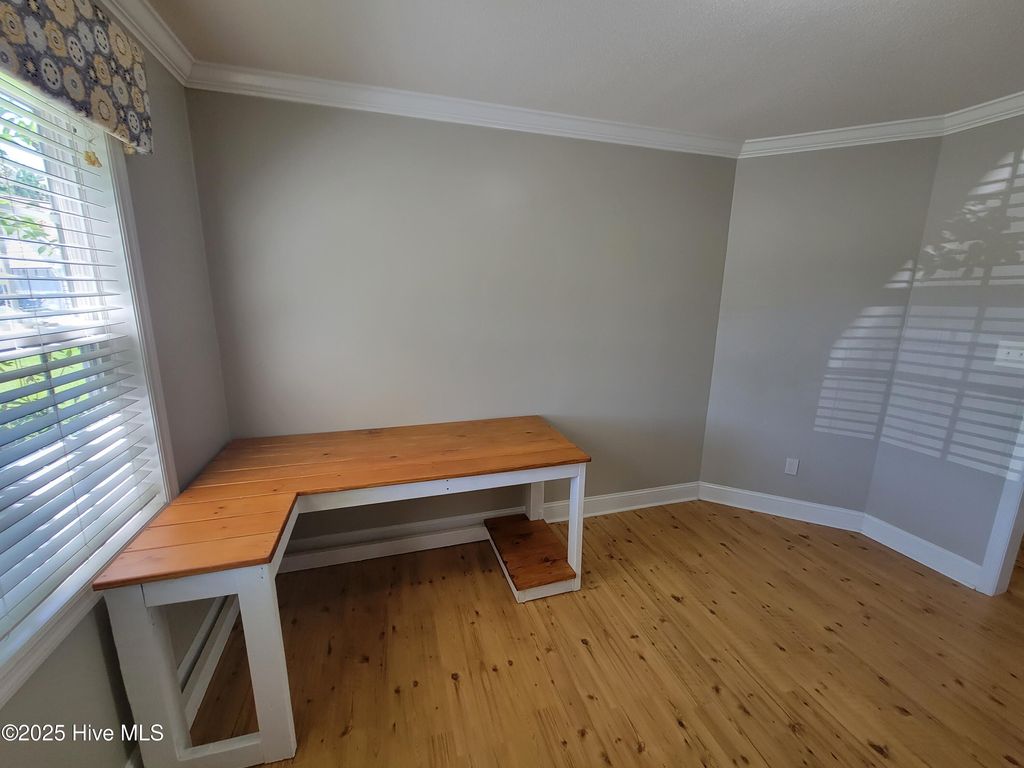 Photo of 130 Spain Drive, Hubert, NC 28539 (MLS # 100545982)