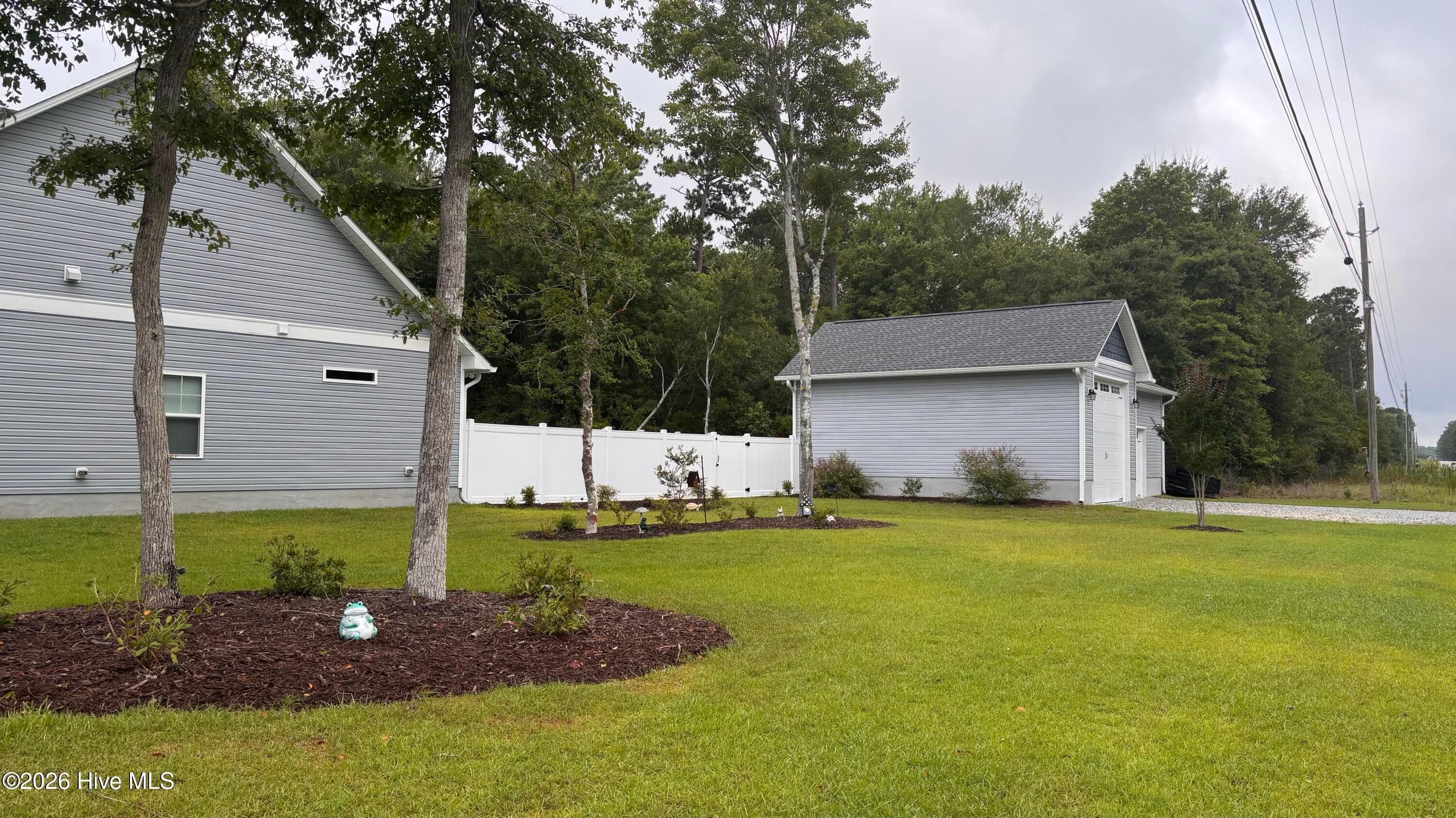101 Beaver Trail