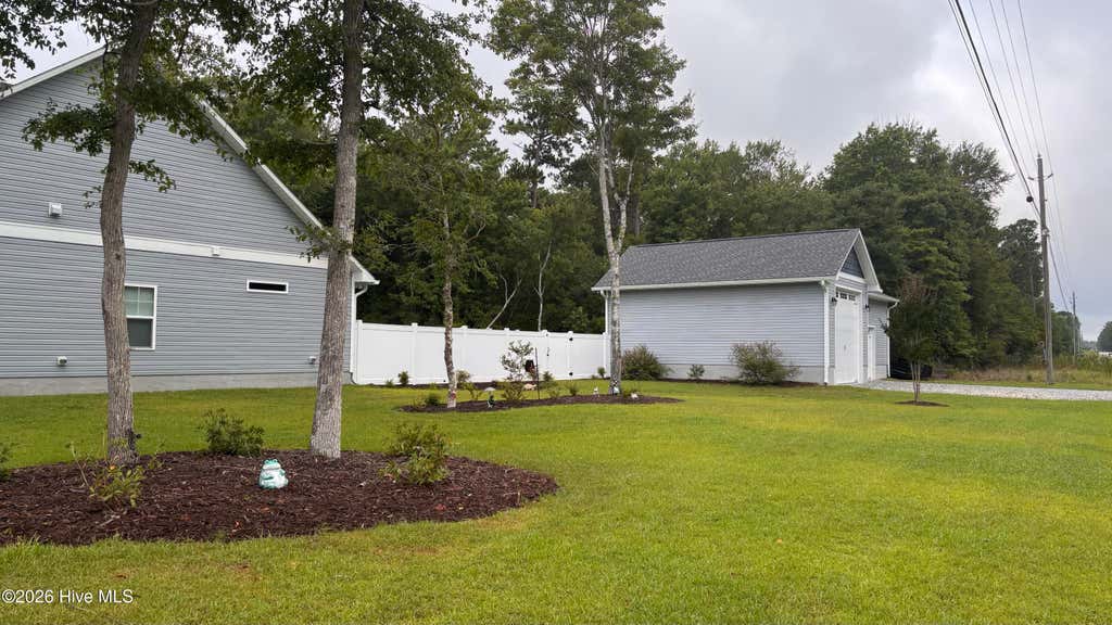 Photo of 101 Beaver Trail, Hubert, NC 28539 (MLS # 100592449)