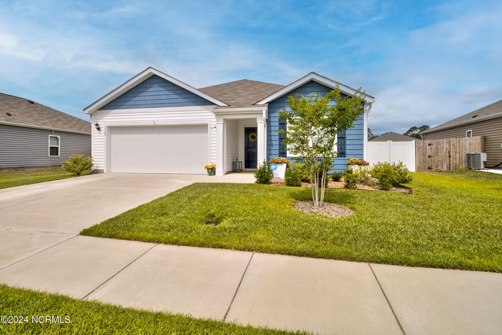 Photo of 1720 Whooping Crane Drive NE, Bolivia, NC 28422 (MLS # 100563722)