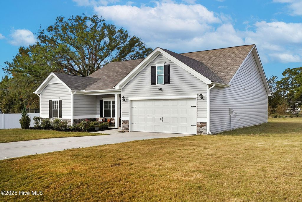 Photo of 94 Bonnie Girl Court, Lillington, NC 27546 (MLS # 100534912)