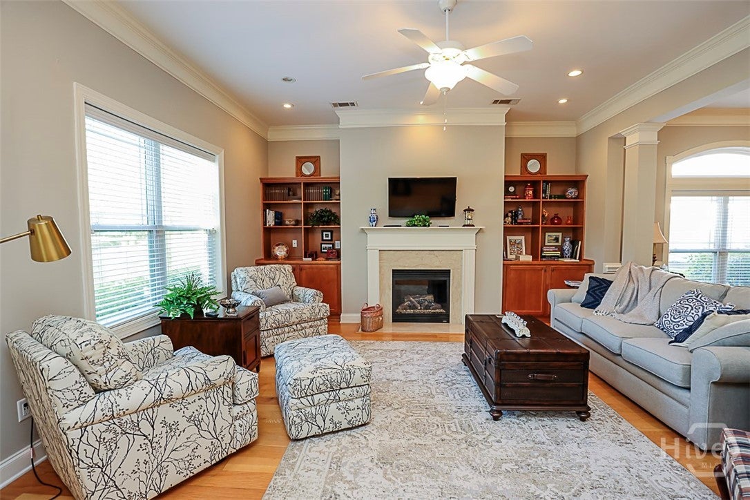 1502 River Oaks Drive