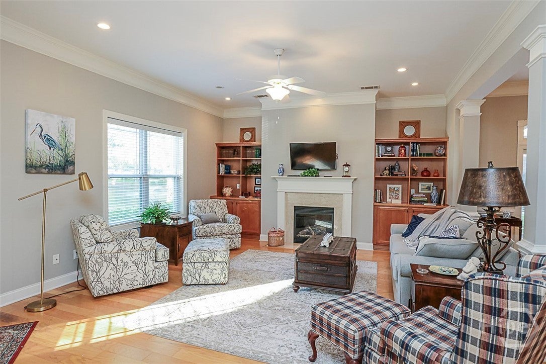 1502 River Oaks Drive