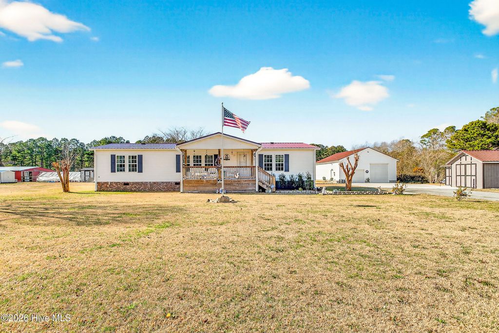 Photo of 107 Bucks Branch Lane, Maysville, NC 28555 (MLS # 100551681)