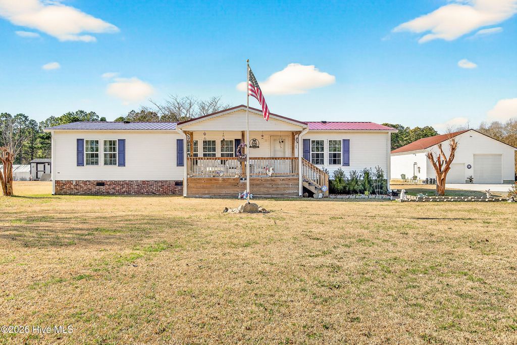 Photo of 107 Bucks Branch Lane, Maysville, NC 28555 (MLS # 100551681)