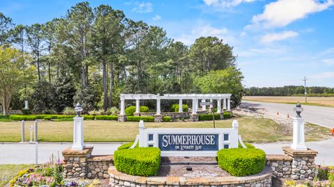 Tiny photo for 201 Seagrass Court, Holly Ridge, NC 28445 (MLS # 100567566)