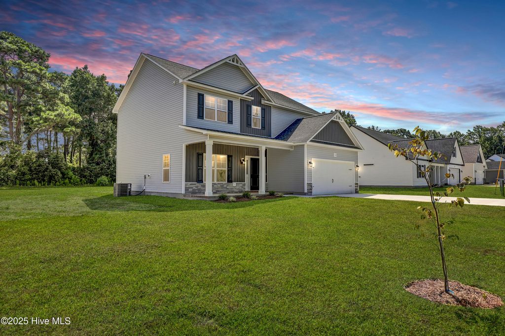 Photo of 163 Vista Cay Drive #Lot 3, Hubert, NC 28539 (MLS # 100488784)