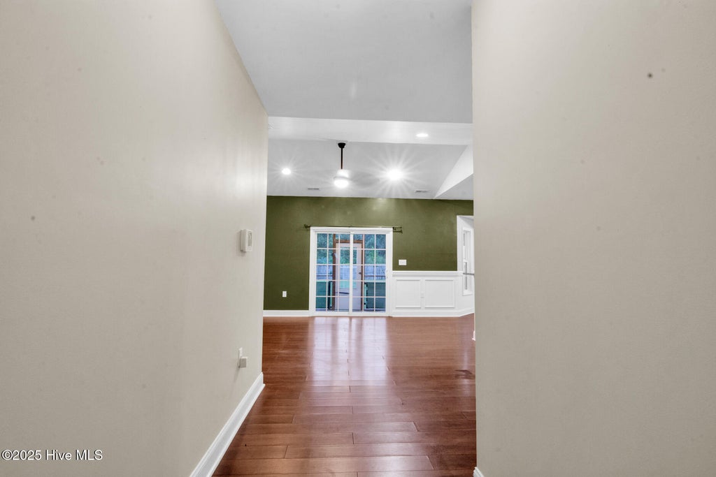 Photo of 102 Conley Hills Drive, Richlands, NC 28574 (MLS # 100579475)