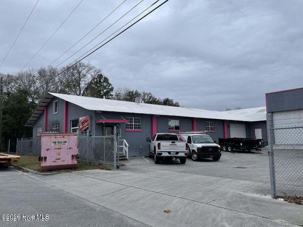 Photo of 1501 Marstellar Street, Wilmington, NC 28401 (MLS # 100568817)