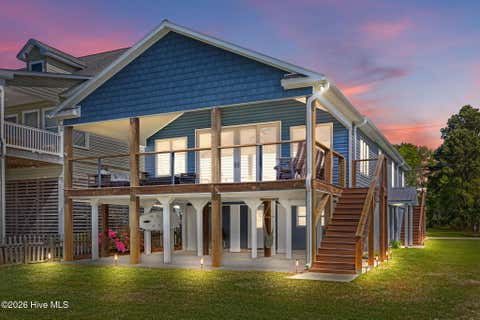 Homes For Sale - 1513 Bayview Road<br/> Beaufort County, Bath, NC 27808