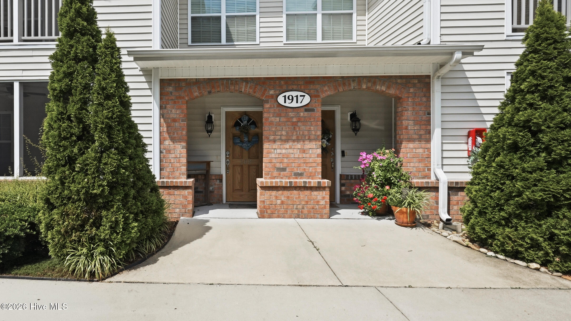 1917 Covengton Way 103