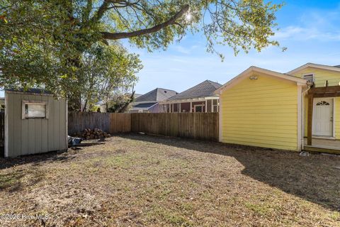 Tiny photo for 813 Walnut Street, Wilmington, NC 28401 (MLS # 100551383)