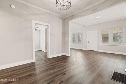 Tiny photo for 813 Walnut Street, Wilmington, NC 28401 (MLS # 100551383)