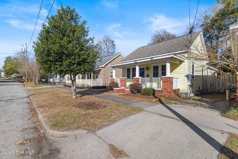 Tiny photo for 813 Walnut Street, Wilmington, NC 28401 (MLS # 100551383)