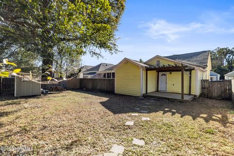 Tiny photo for 813 Walnut Street, Wilmington, NC 28401 (MLS # 100551383)
