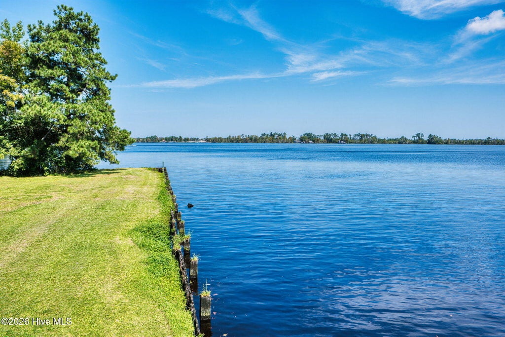 Photo of 800 Rivershore Road, Elizabeth City, NC 27909 (MLS # 100601296)