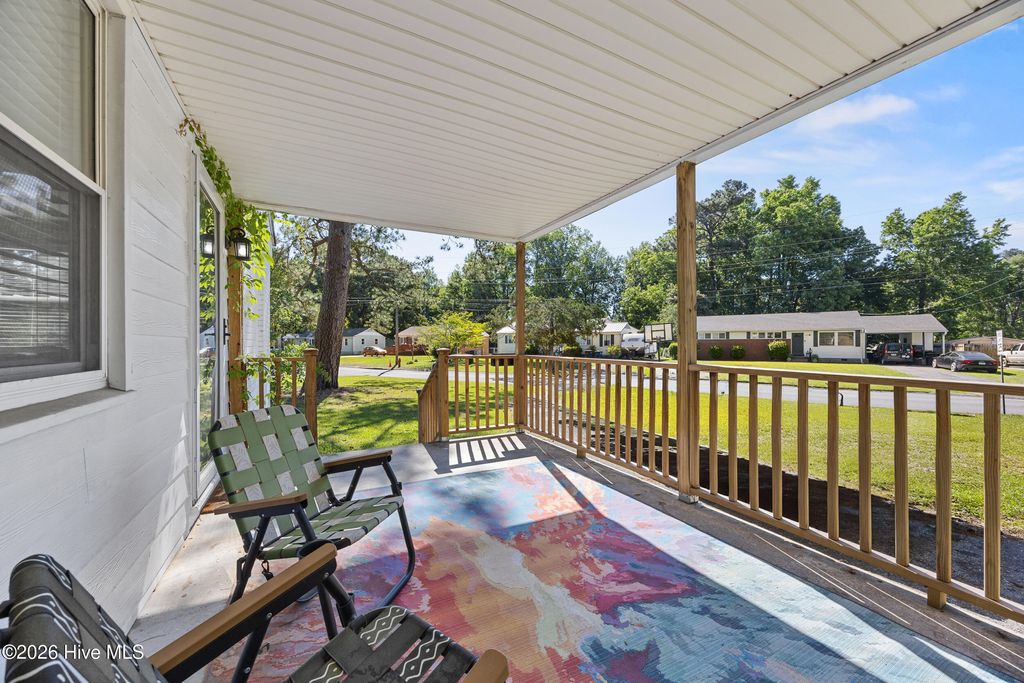 Photo of 308 Idaho Drive, Jacksonville, NC 28540 (MLS # 100574894)