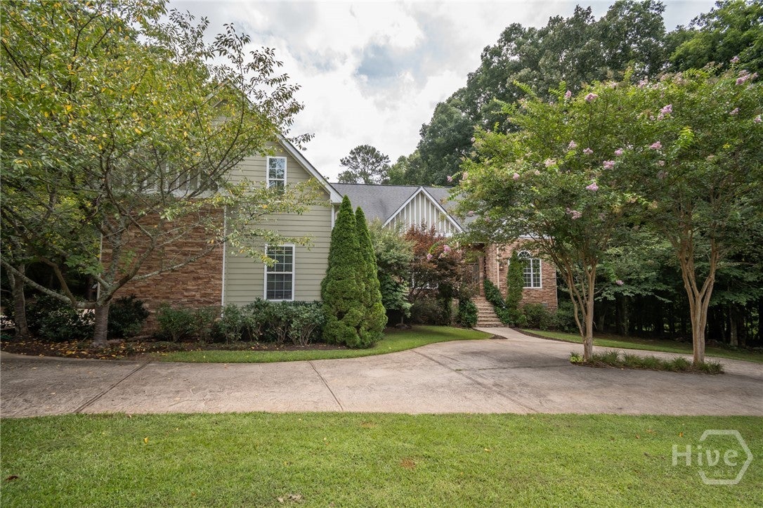 155 Pine Creek Way