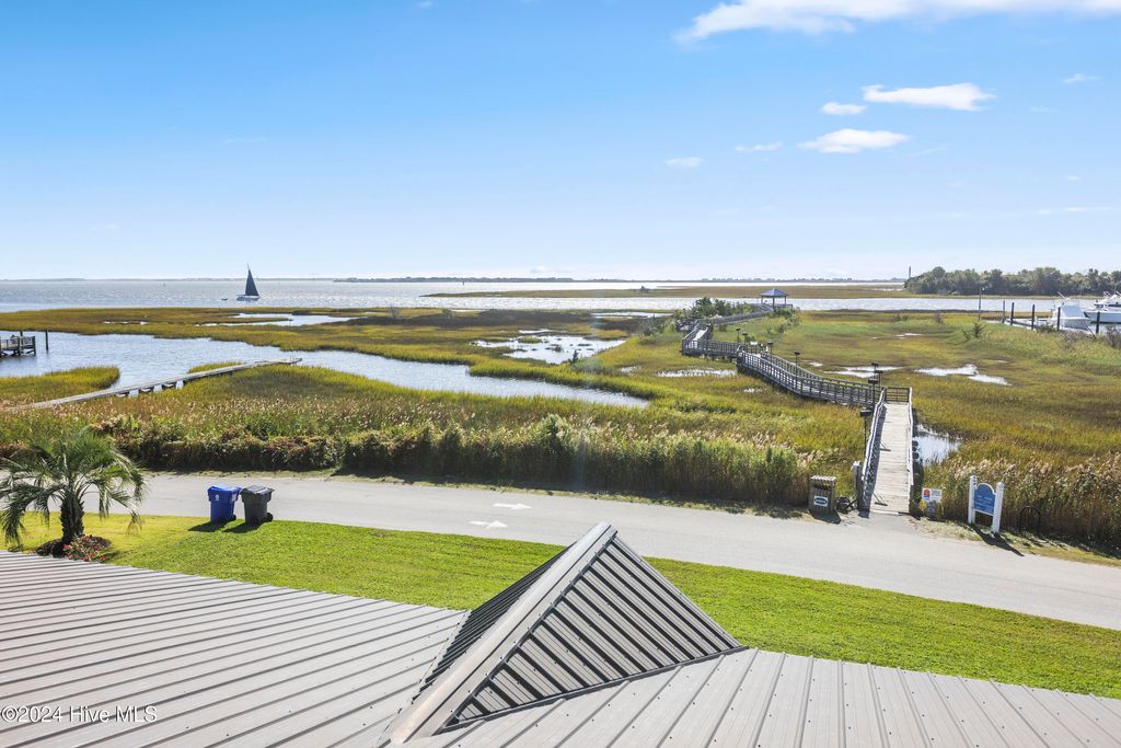 Photo of 516 W Brunswick Street, Southport, NC 28461 (MLS # 100478845)