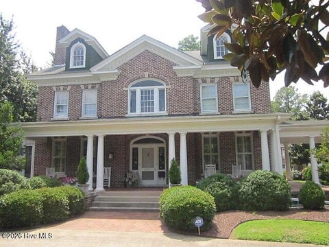 Homes For Sale - 1105 Nash Street<br/> Wilson, NC 27893