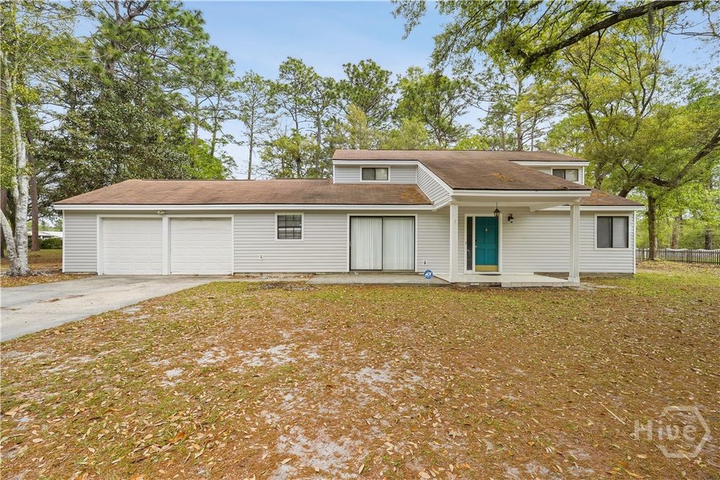 Photo of 204 Topi Trail Trl, Hinesville, GA 31313 (MLS # SA352652)